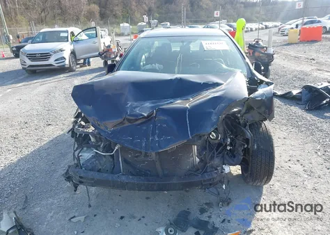 2015 Toyota Corolla S Plus из США, поврежденный, VIN 2T1BURHE3FC411795